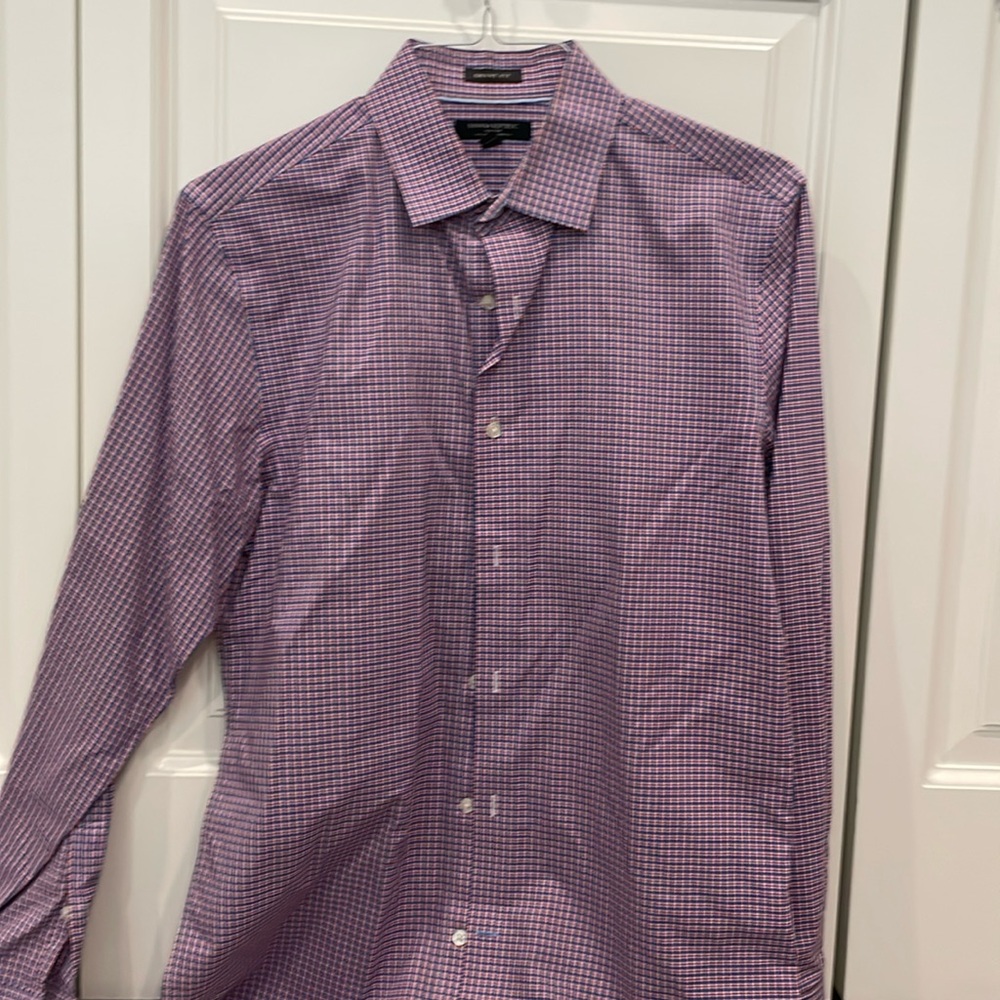 Banana republic non-iron cotton stretch grant fit. Gently used. Medium.